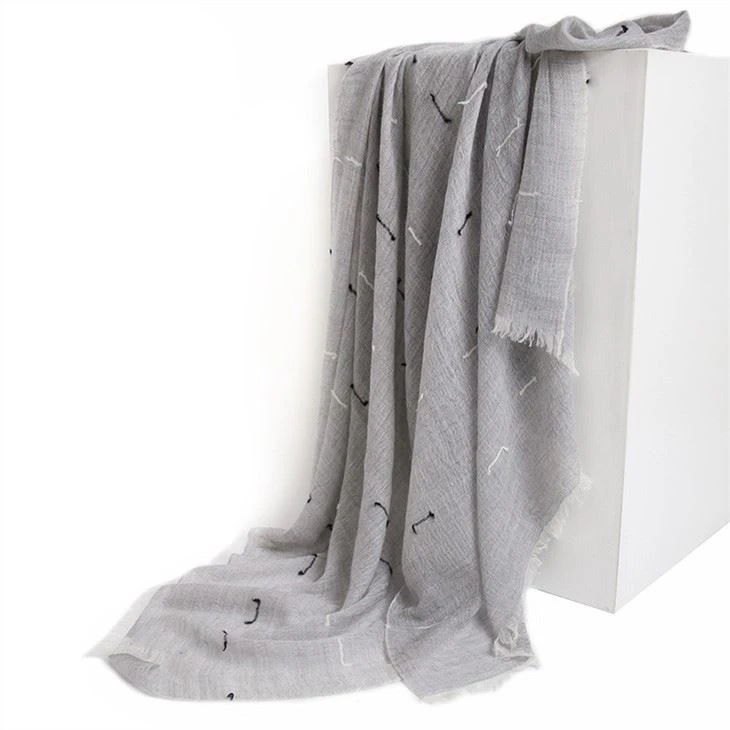 Jacquard Worsted Cashmere Scarf For Woman